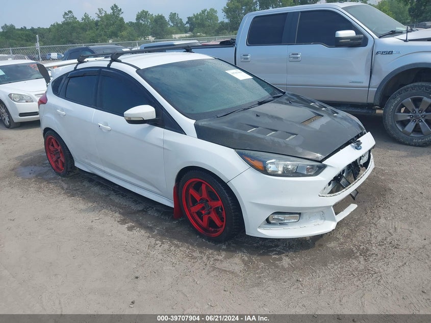 2016 Ford Focus St VIN: 1FADP3L92GL266840 Lot: 39707904