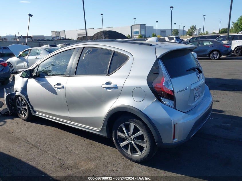 2018 Toyota Prius C Two VIN: JTDKDTB34J1619556 Lot: 39708032