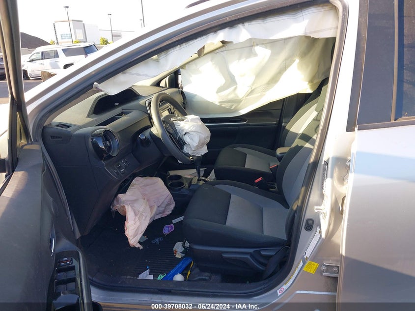 2018 Toyota Prius C Two VIN: JTDKDTB34J1619556 Lot: 39708032