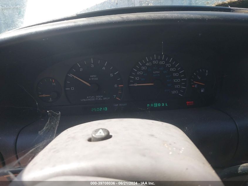 2000 Chrysler Voyager Se VIN: 2C4GJ4536YR693325 Lot: 39708036