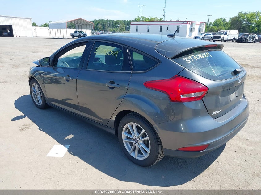 VIN 1FADP3K26JL225431 2018 FORD FOCUS SE