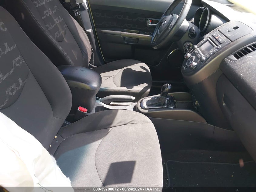 2012 Kia Soul + VIN: KNDJT2A63C7467449 Lot: 39708072