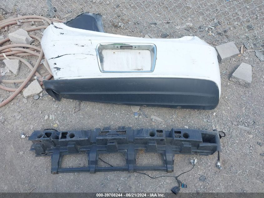 2010 Chevrolet Malibu Ls VIN: 1G1ZB5EBXAF271423 Lot: 39708244