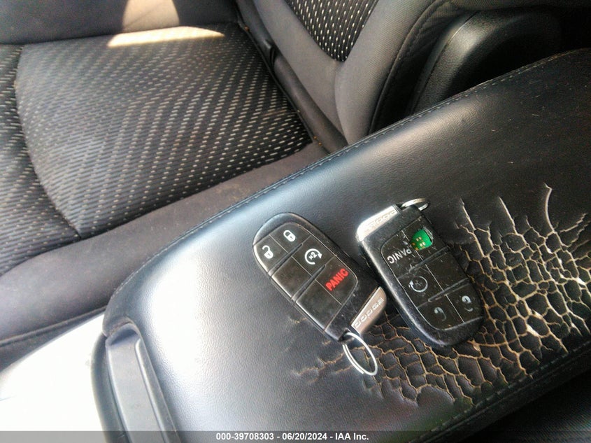 2013 Dodge Journey Sxt VIN: 3C4PDCBG9DT605822 Lot: 39708303