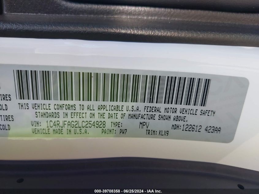 2020 Jeep Grand Cherokee Altitude 4X4 VIN: 1C4RJFAG2LC254928 Lot: 39708358