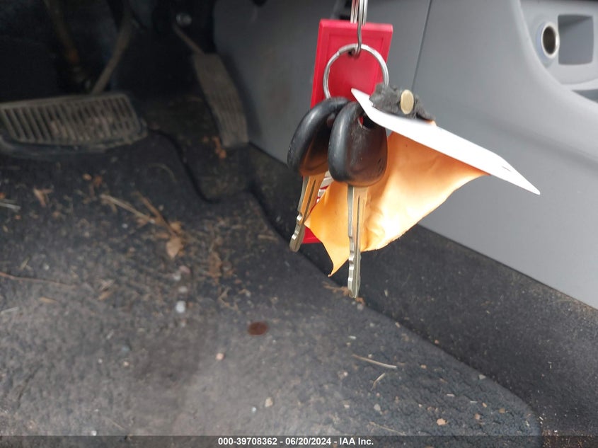 2010 Hyundai Accent Gs VIN: KMHCM3AC4AU160075 Lot: 39708362