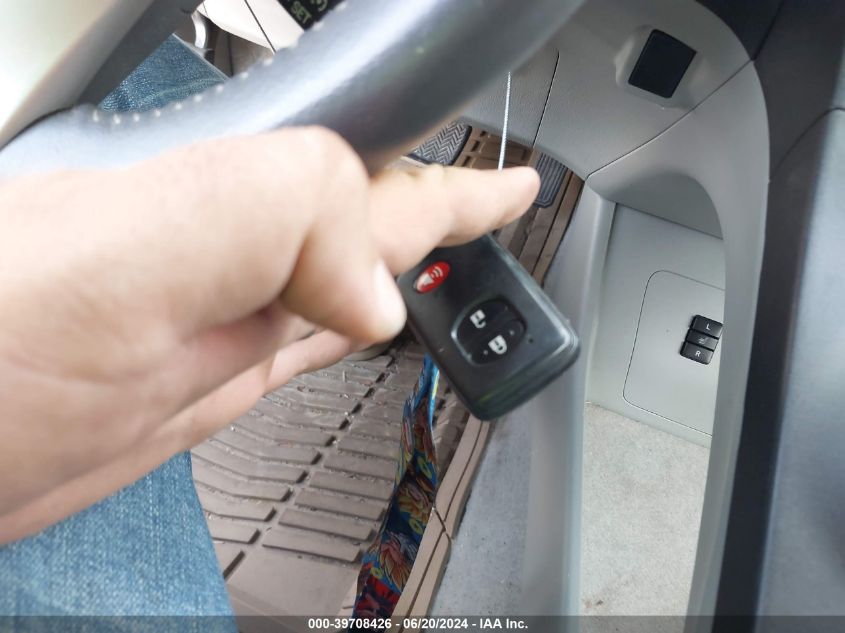 2011 Toyota Prius Four VIN: JTDKN3DU1B0319421 Lot: 39708426