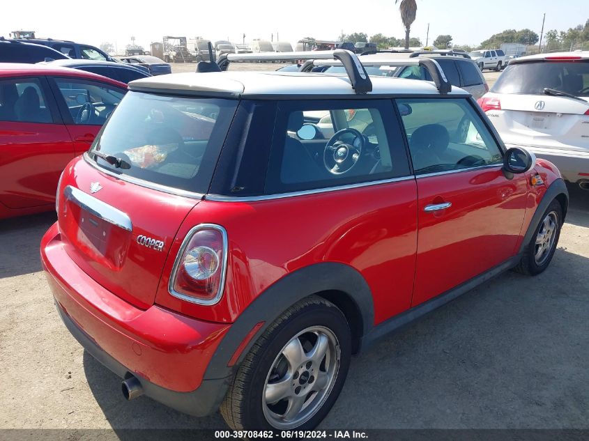 2011 Mini Cooper VIN: WMWSU3C58BT092009 Lot: 39708462