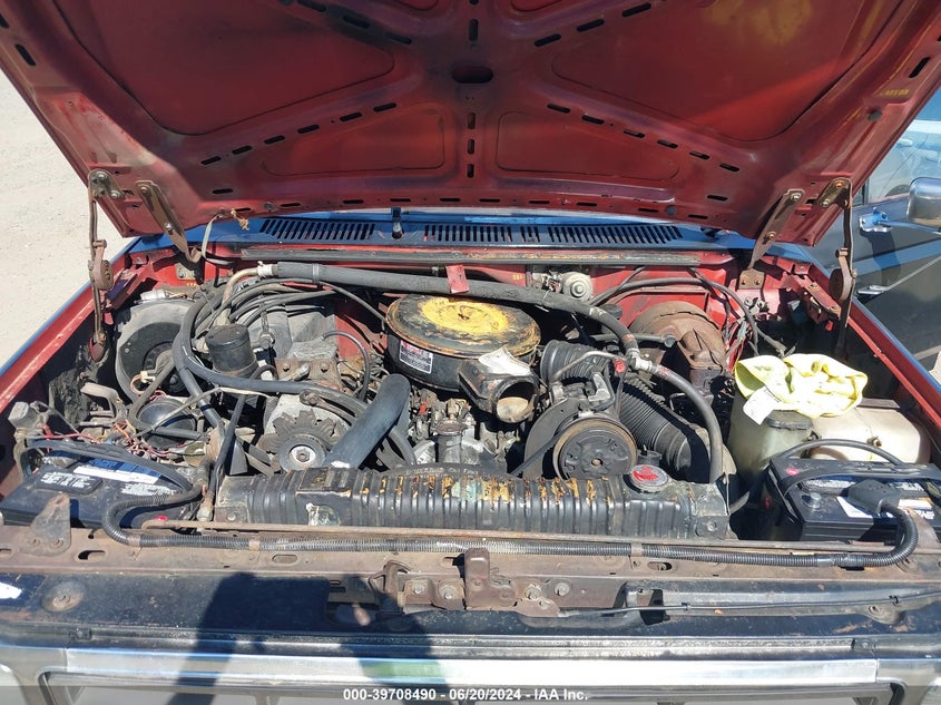 1985 Ford F250 VIN: 1FTHF2515FPA15513 Lot: 39708490