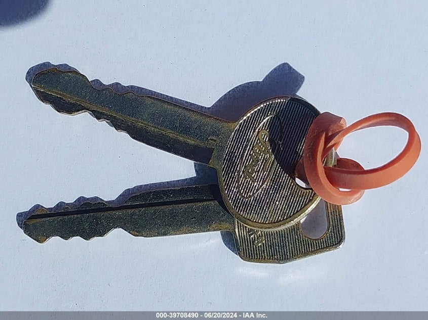 1985 Ford F250 VIN: 1FTHF2515FPA15513 Lot: 39708490