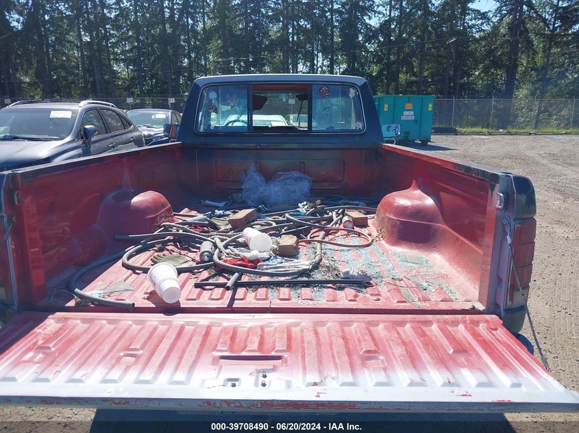 1985 Ford F250 VIN: 1FTHF2515FPA15513 Lot: 39708490