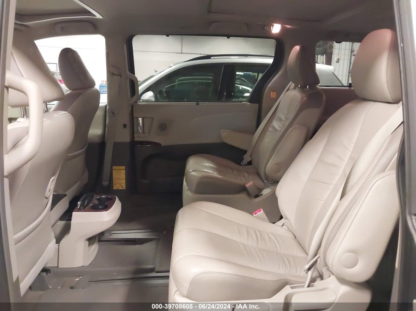 2012 Toyota Sienna Limited V6 7 Passenger VIN: 5TDYK3DC5CS244831 Lot: 39708605