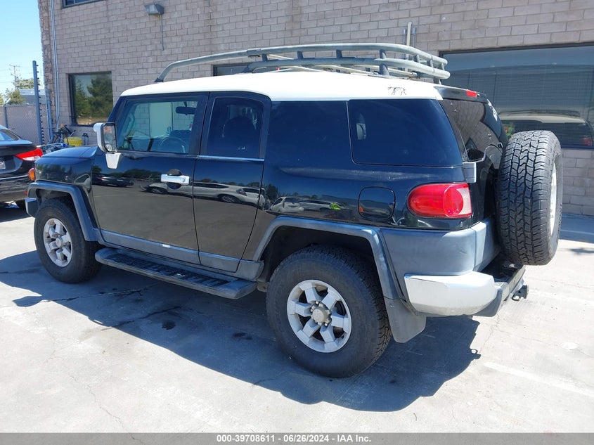 2007 Toyota Fj Cruiser VIN: JTEBU11F470075411 Lot: 39708611