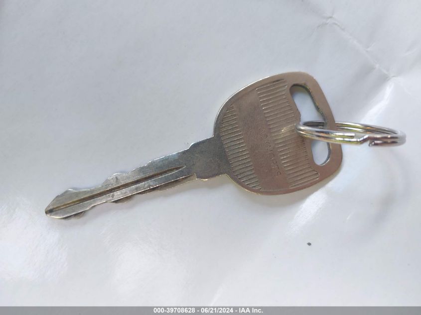 2000 Chevrolet Express VIN: 1GCFG15M6Y1117367 Lot: 39708628