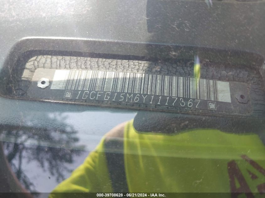 2000 Chevrolet Express VIN: 1GCFG15M6Y1117367 Lot: 39708628