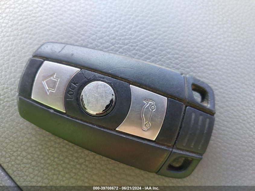 2007 BMW 525I VIN: WBANE535X7CK92158 Lot: 39708672