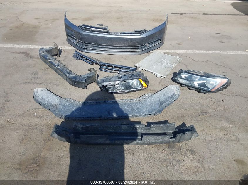 2016 Volkswagen Passat 1.8T S VIN: 1VWAT7A38GC019236 Lot: 39708697