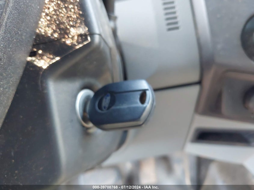 2015 Ford F-250 Xl VIN: 1FT7W2B64FEB06800 Lot: 39708768