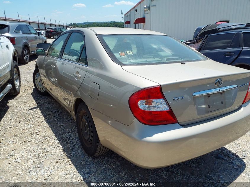 2004 Toyota Camry Xle VIN: 4T1BE32KX4U854255 Lot: 39708901