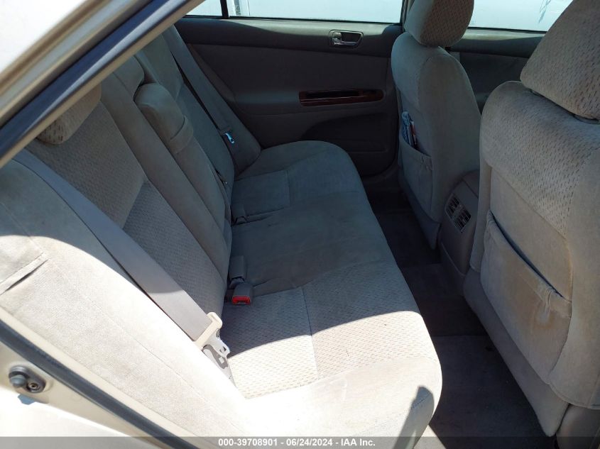 2004 Toyota Camry Xle VIN: 4T1BE32KX4U854255 Lot: 39708901