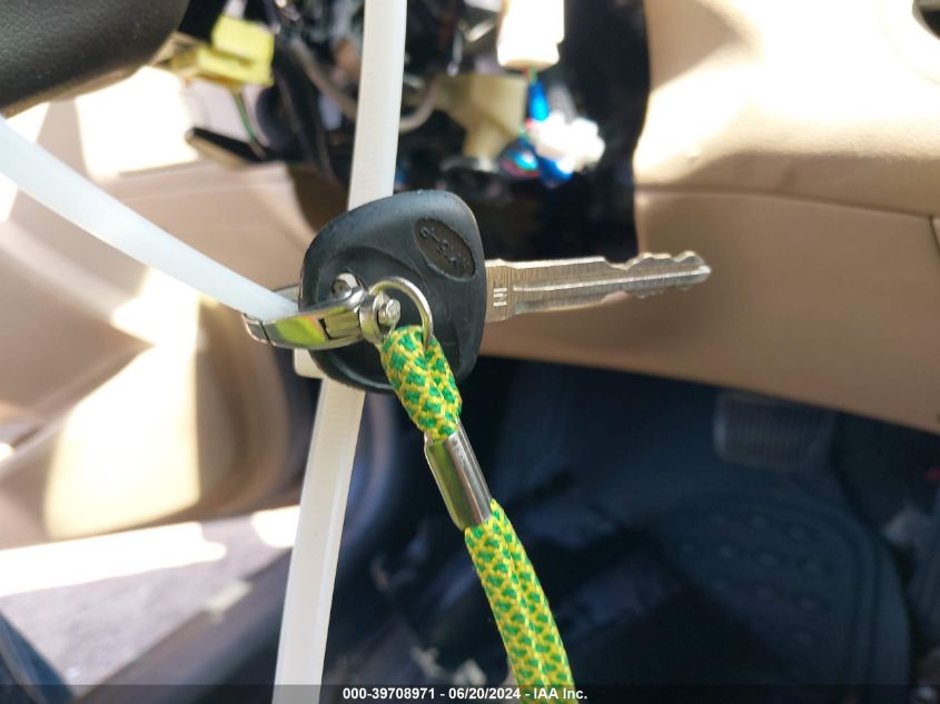 2013 Hyundai Elantra Gls/Limited VIN: 5NPDH4AE2DH297261 Lot: 39708971