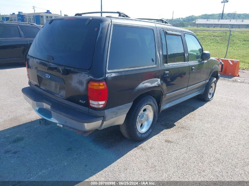 2000 Ford Explorer Xlt VIN: 1FMZU73X8YZC10913 Lot: 39708998