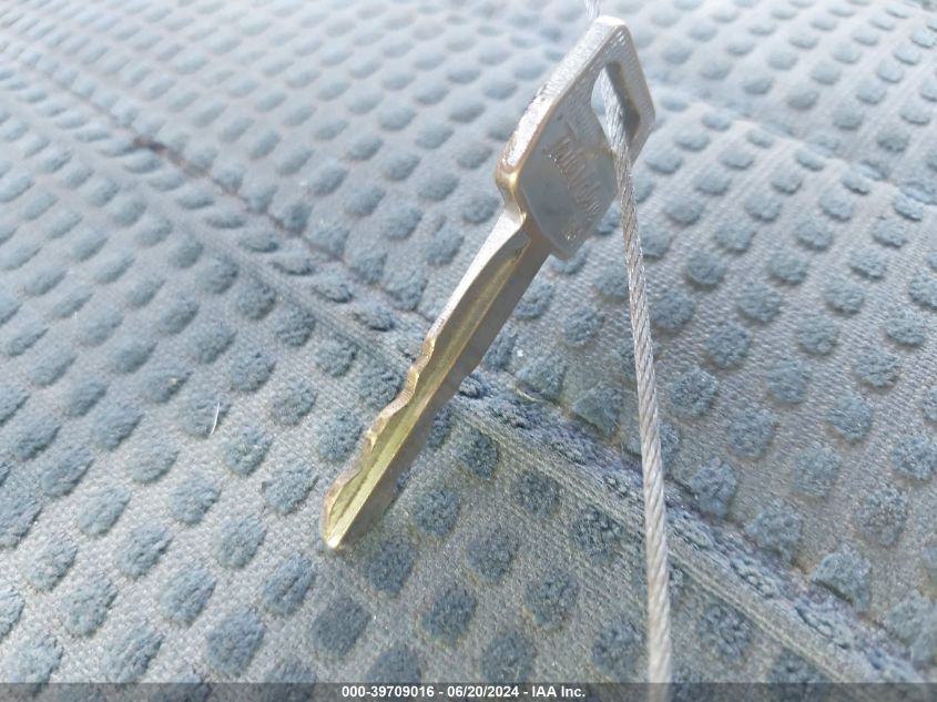 1981 Ford F150 VIN: 1FTDF14E1BRA25595 Lot: 39709016