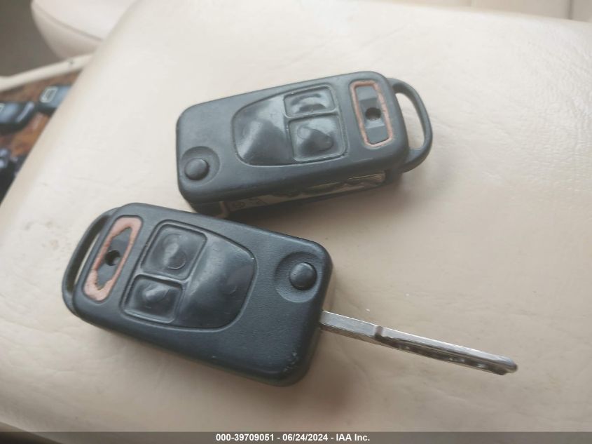 2001 Mercedes-Benz Ml 320 VIN: 4JGAB54E71A241157 Lot: 39709051