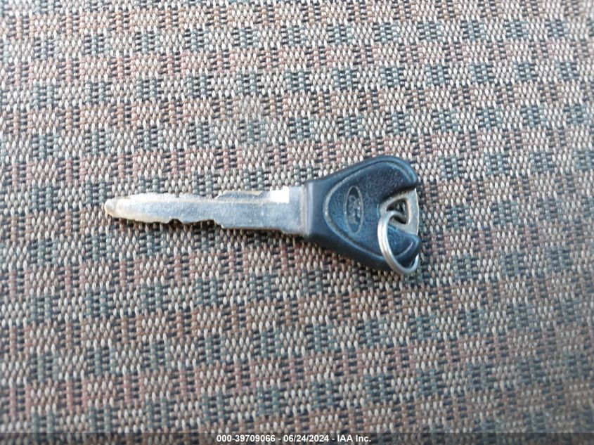 2001 Ford Ranger VIN: 1FTYR10C71TA40942 Lot: 39709066