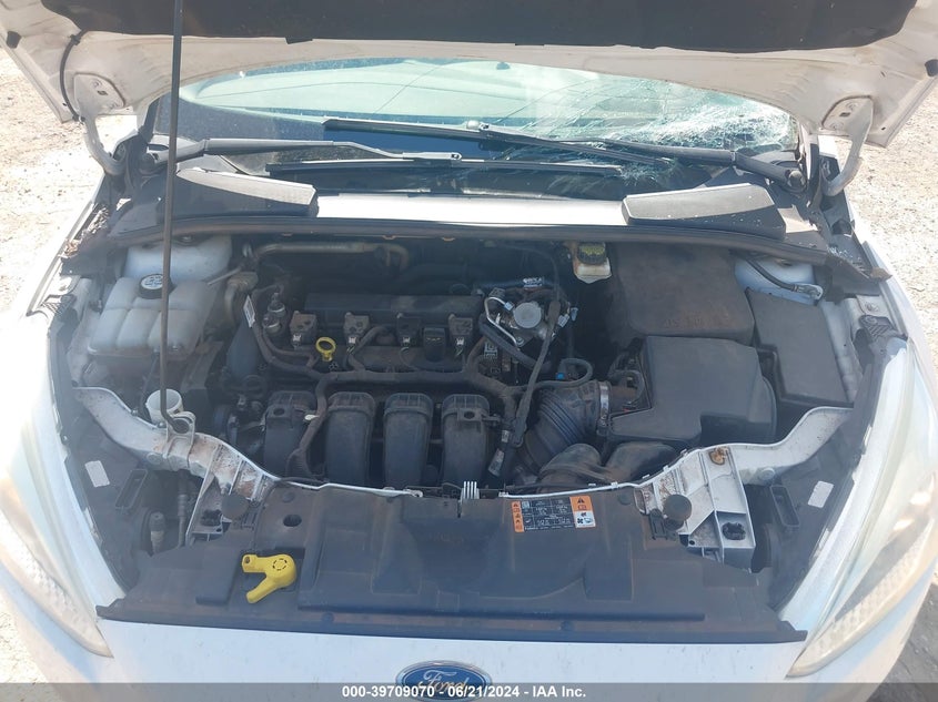 VIN 1FADP3F24HL204937 2017 FORD FOCUS SE