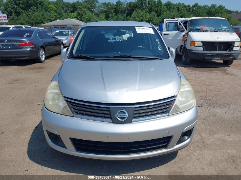 2009 Nissan Versa 1.8S VIN: 3N1BC13E19L401167 Lot: 39709071