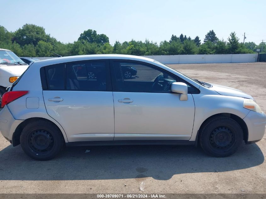 2009 Nissan Versa 1.8S VIN: 3N1BC13E19L401167 Lot: 39709071