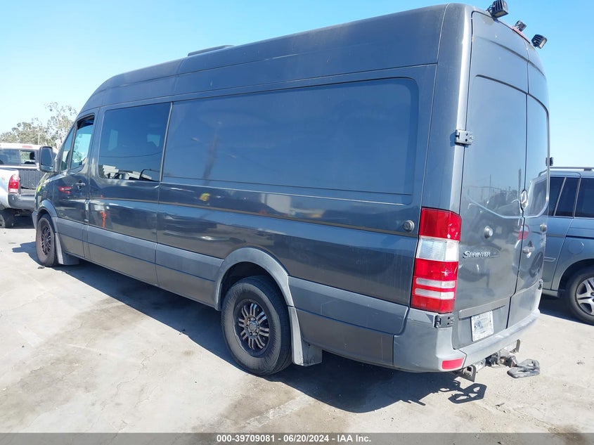 2011 Mercedes-Benz Sprinter 2500 High Roof VIN: WD4PE8CC4B5581003 Lot: 39709081