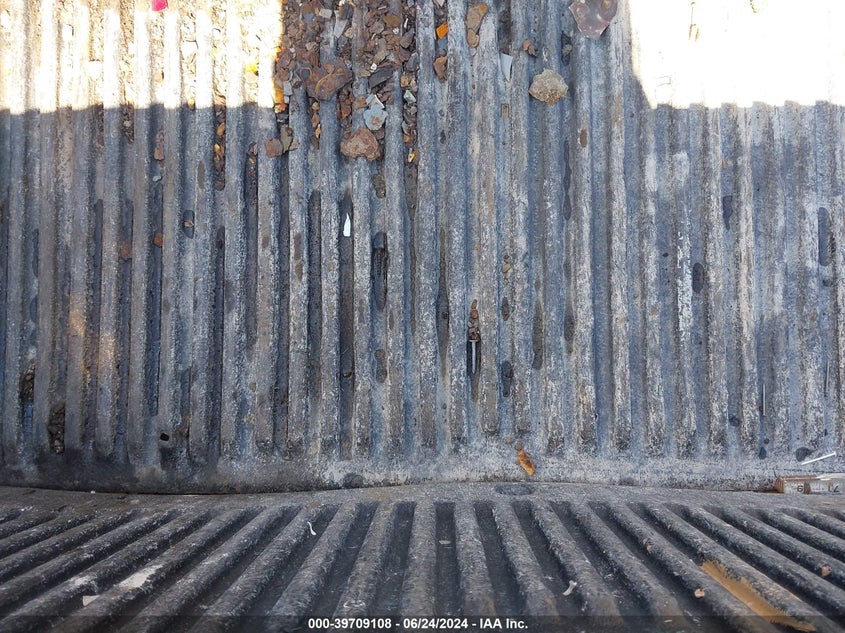 2004 Chevrolet Silverado 1500 Work Truck VIN: 1GCEK14X54Z240790 Lot: 39709108