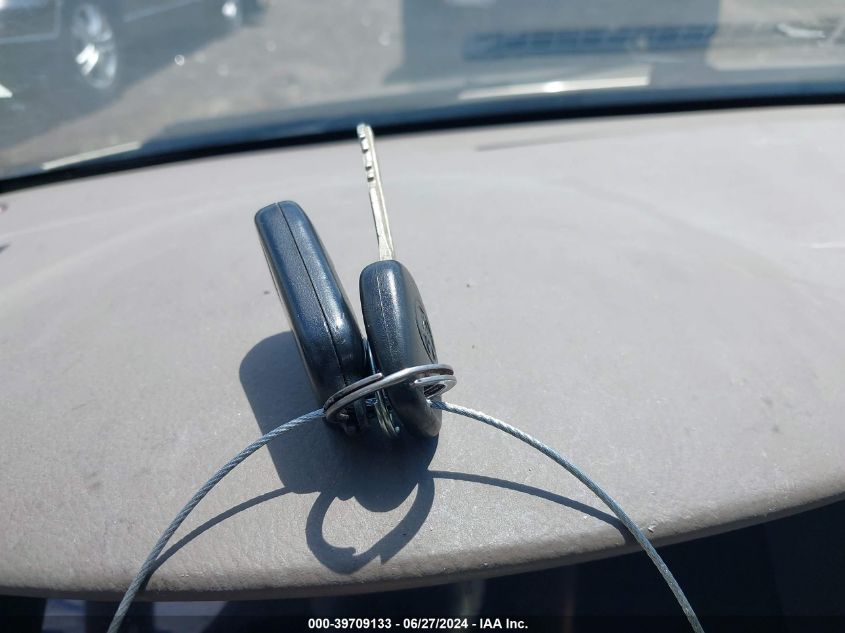 2005 Toyota Corolla Le VIN: 1NXBR32E95Z562452 Lot: 39709133