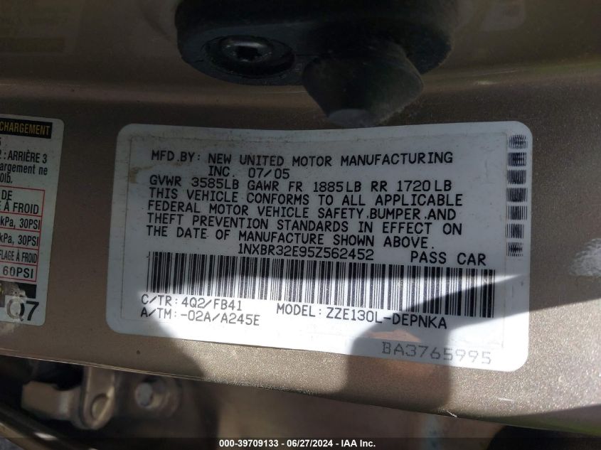 2005 Toyota Corolla Le VIN: 1NXBR32E95Z562452 Lot: 39709133