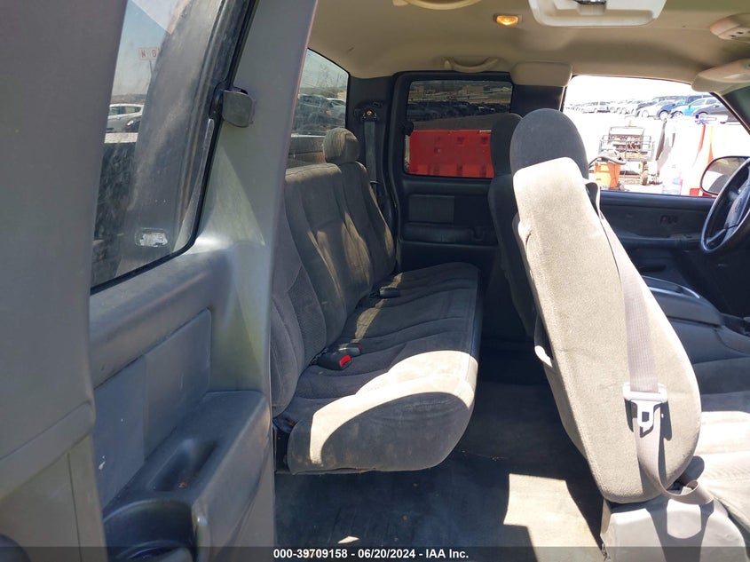 2003 Chevrolet Silverado 1500 Ls VIN: 2GCEC19VX31329993 Lot: 39709158