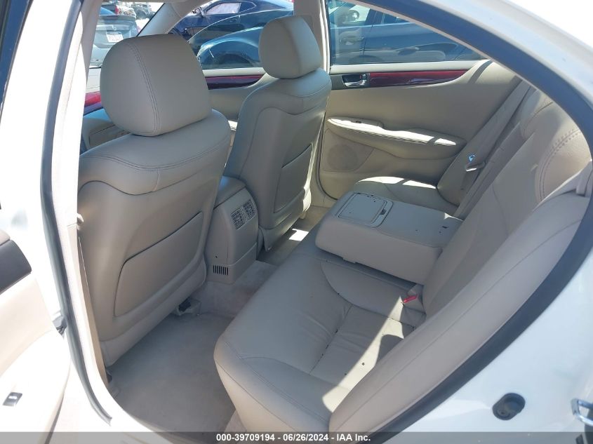 2004 Lexus Es 330 VIN: JTHBA30G840010624 Lot: 39709194