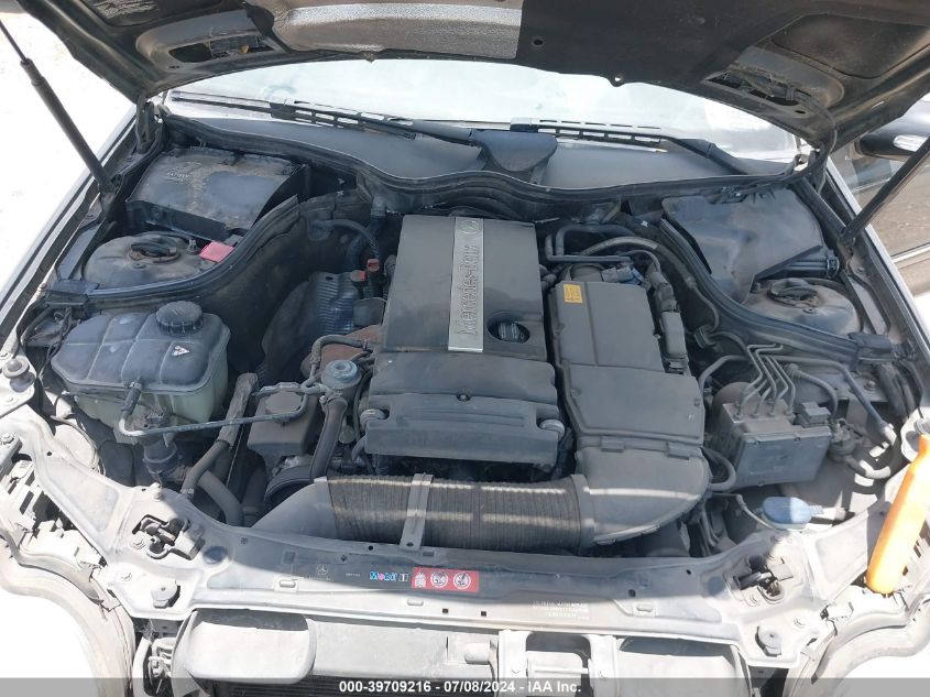 2005 Mercedes-Benz C 230 Kompressor Sport VIN: WDBRF40J15F703700 Lot: 39709216