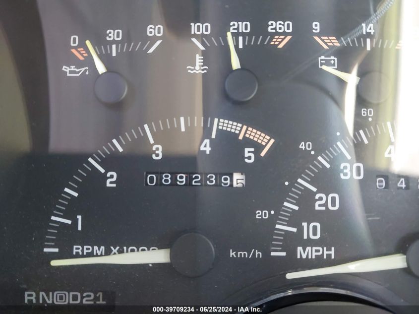 1993 Chevrolet Gmt-400 C2500 VIN: 1GCGC29N2PE167411 Lot: 39709234