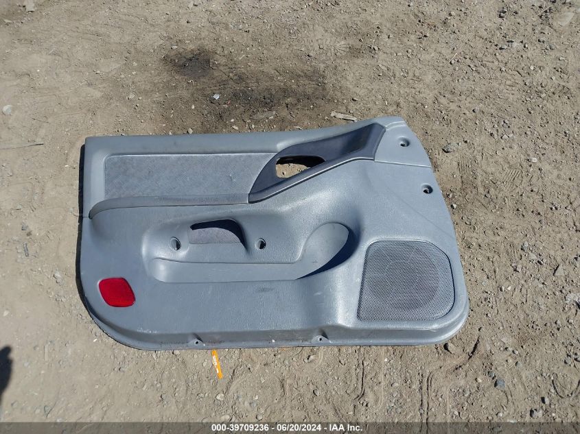 2005 Hyundai Elantra Gls/Gt VIN: KMHDN46D95U030727 Lot: 39709236