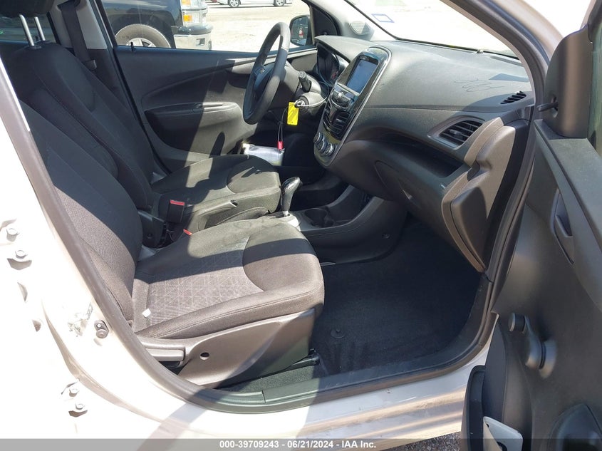 VIN KL8CB6SA4KC758143 2019 CHEVROLET SPARK LS