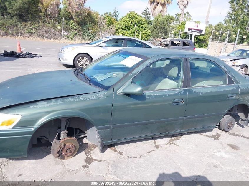 2000 Toyota Camry Le VIN: JT2BG22K3Y0454794 Lot: 39709249