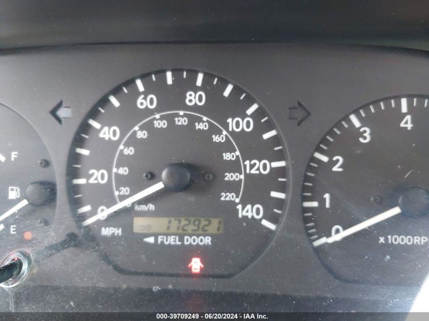 2000 Toyota Camry Le VIN: JT2BG22K3Y0454794 Lot: 39709249