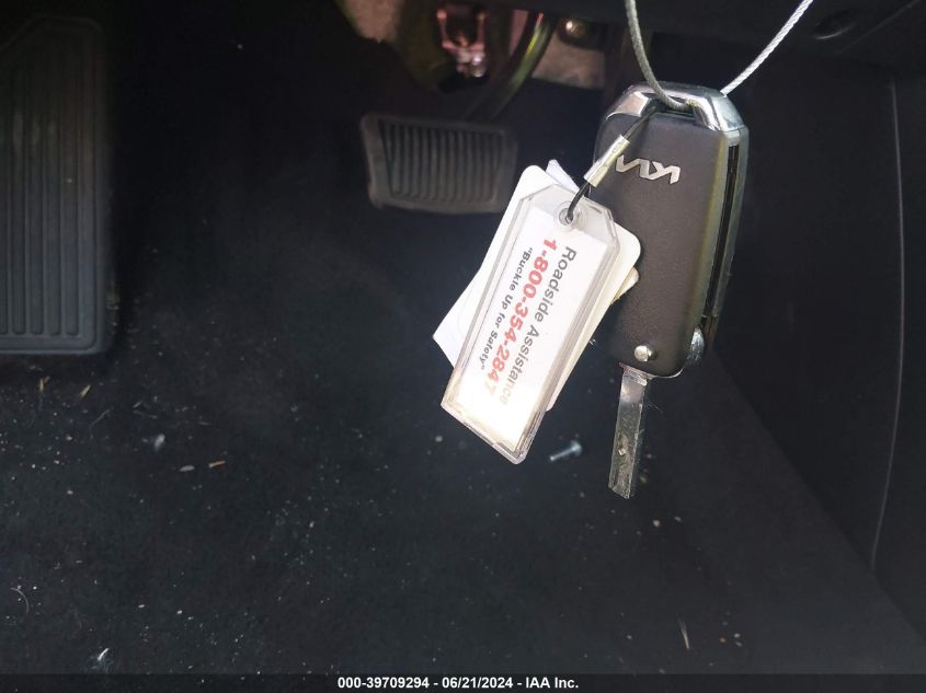 2024 Kia Forte Lxs VIN: 3KPF24AD3RE761929 Lot: 39709294