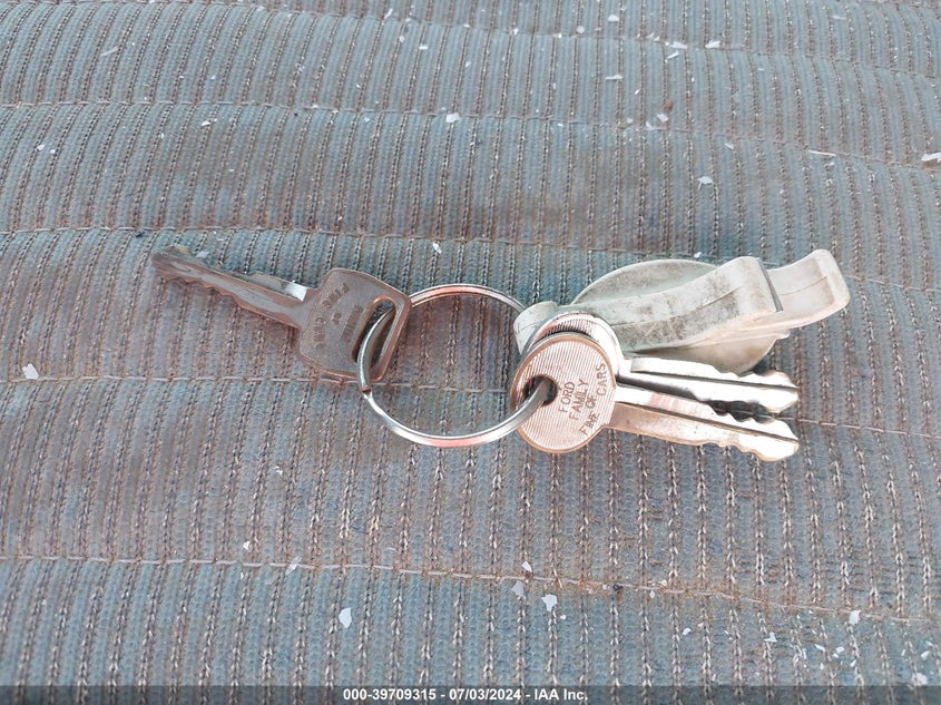 1989 Ford F250 VIN: 1FTHX25H9KKB56800 Lot: 39709315