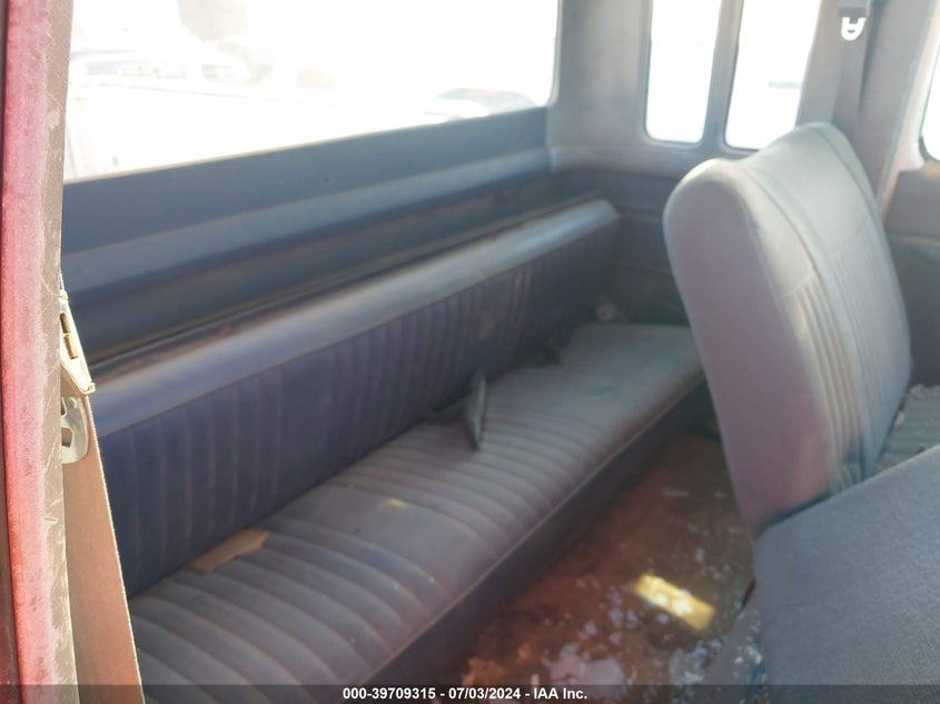 1989 Ford F250 VIN: 1FTHX25H9KKB56800 Lot: 39709315