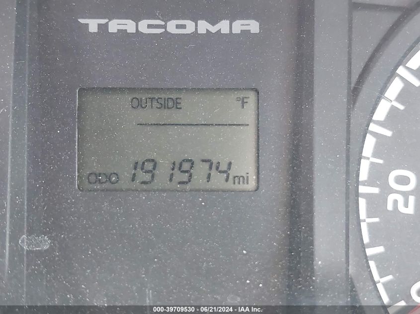 2017 Toyota Tacoma Access Cab/Sr/Sr5 VIN: 5TFRX5GN2HX098100 Lot: 39709530