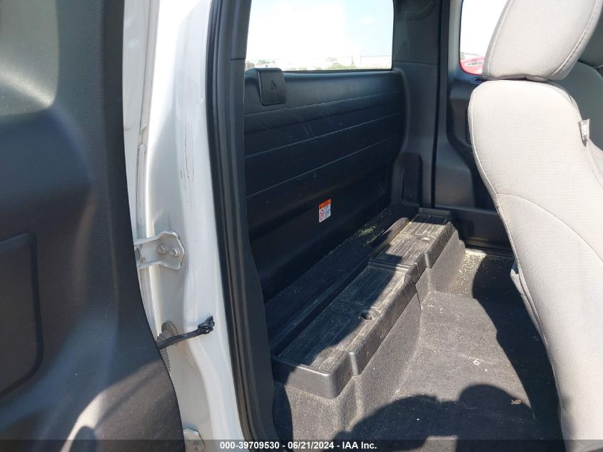 2017 Toyota Tacoma Access Cab/Sr/Sr5 VIN: 5TFRX5GN2HX098100 Lot: 39709530