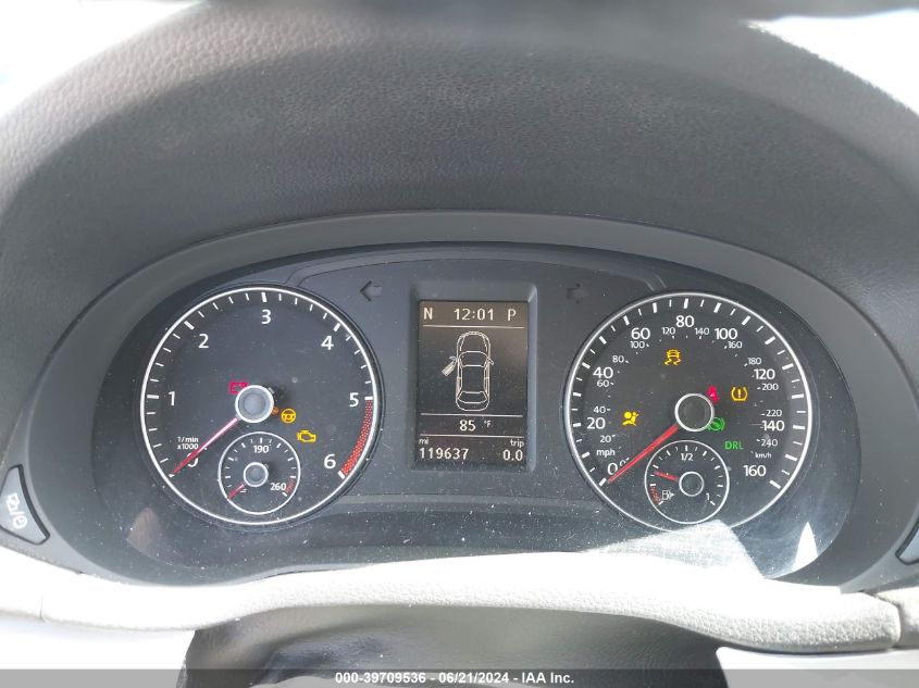 2013 Volkswagen Passat 2.0L Tdi Se VIN: 1VWBN7A33DC000622 Lot: 39709536